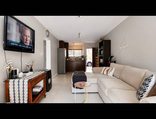 2 BEDROOM APARTMENT FOR SALE IN BLACKHEATH